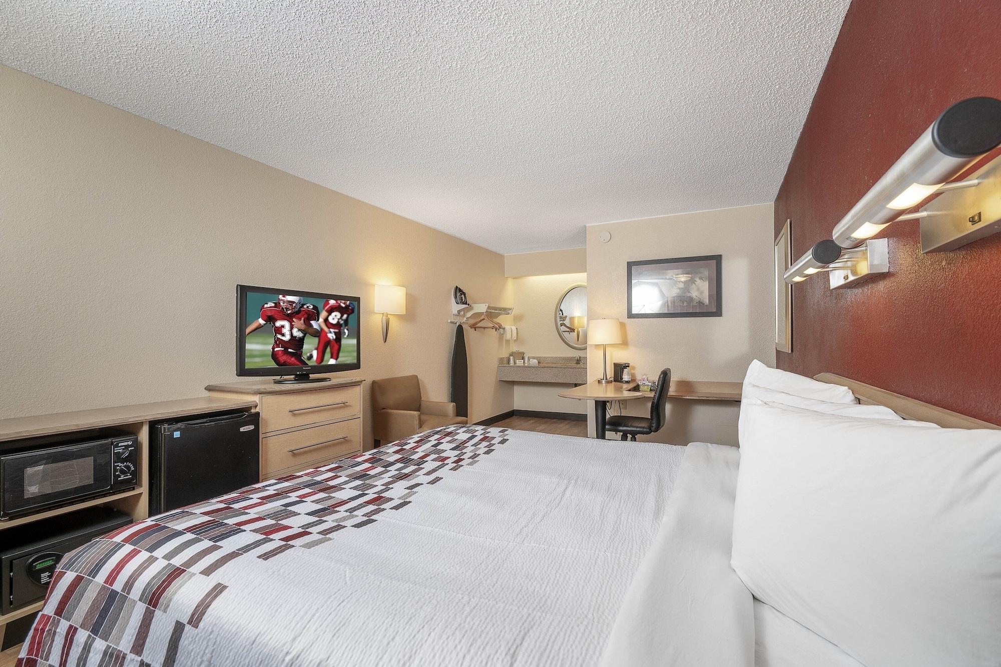 Red Roof Inn Detroit-Rochester Hills/ Auburn Hills Exterior foto