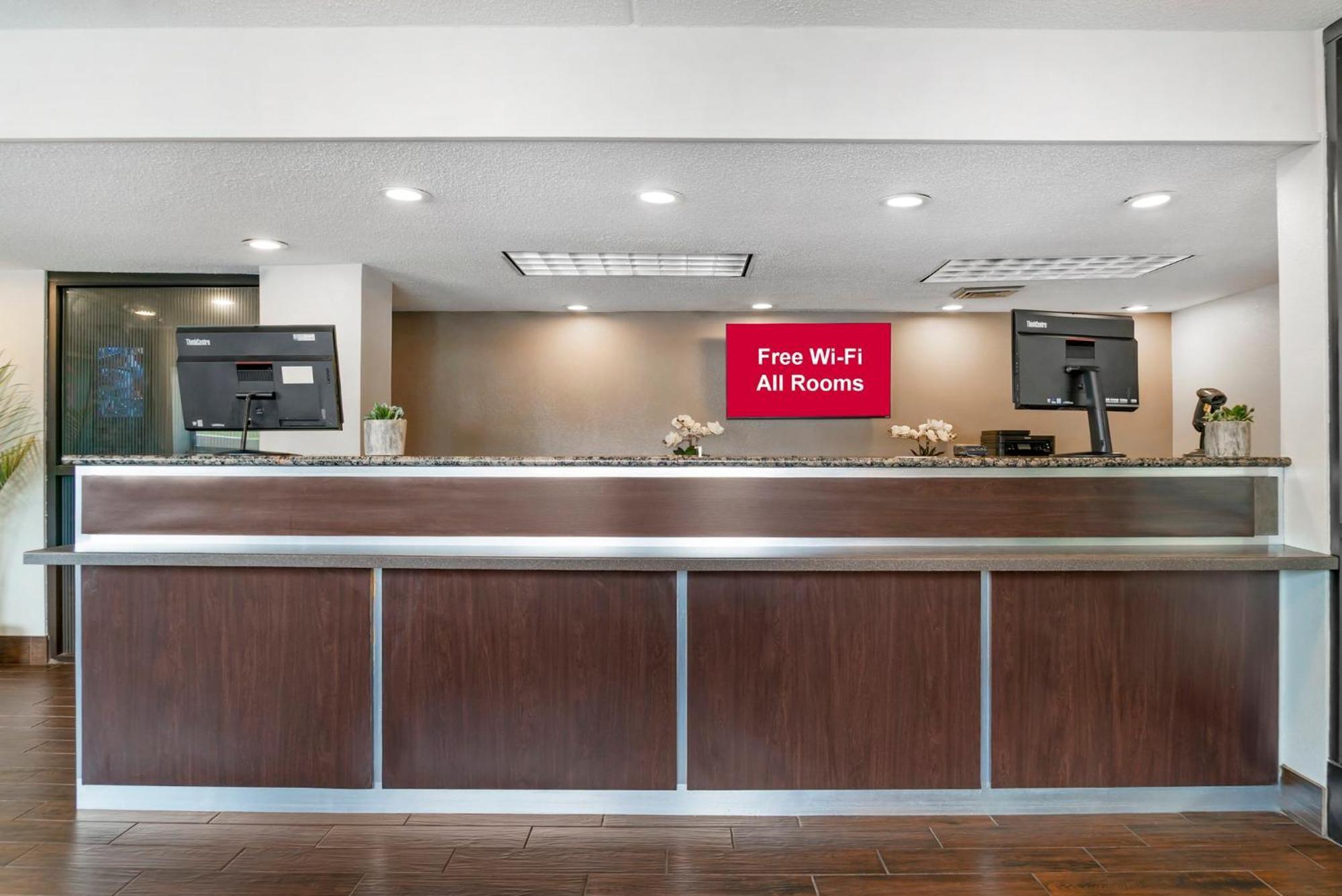 Red Roof Inn Detroit-Rochester Hills/ Auburn Hills Exterior foto